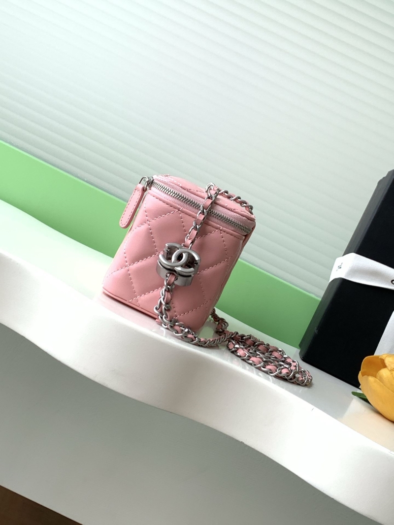 Ch**el cosmetic bags